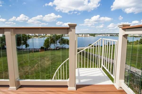 glass-panel-deck-railing