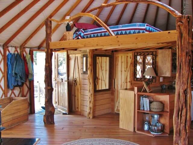 rustic-yurt-design
