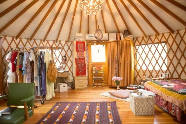 eclectic-yurt-design 