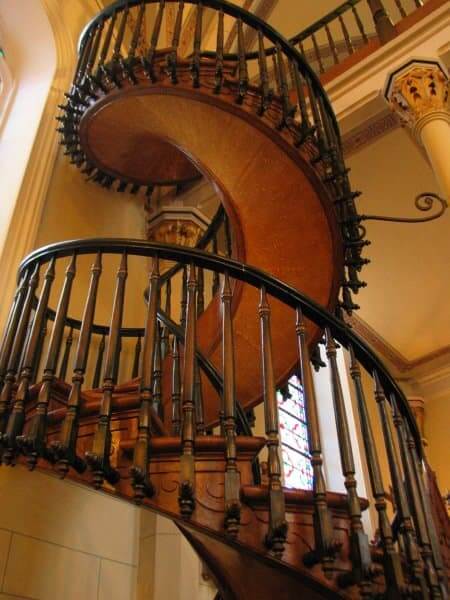 loretto-chapel-spiral-stair