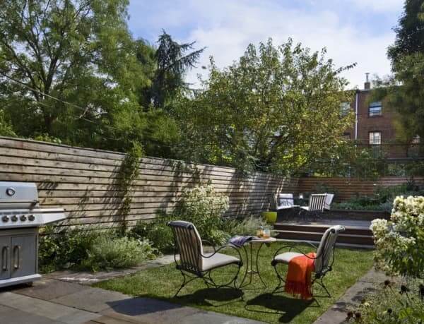 Row-Home-Designed-Backyard