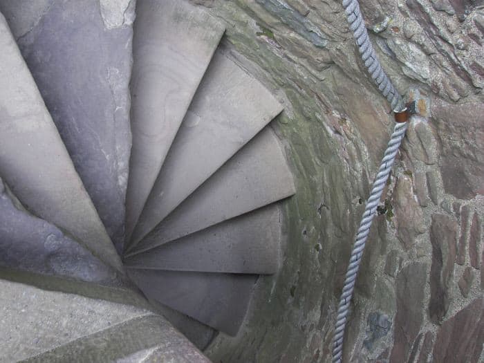 spiral-stairs-in-history